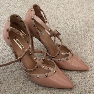 Women's Blush Pink Rockstud Heels